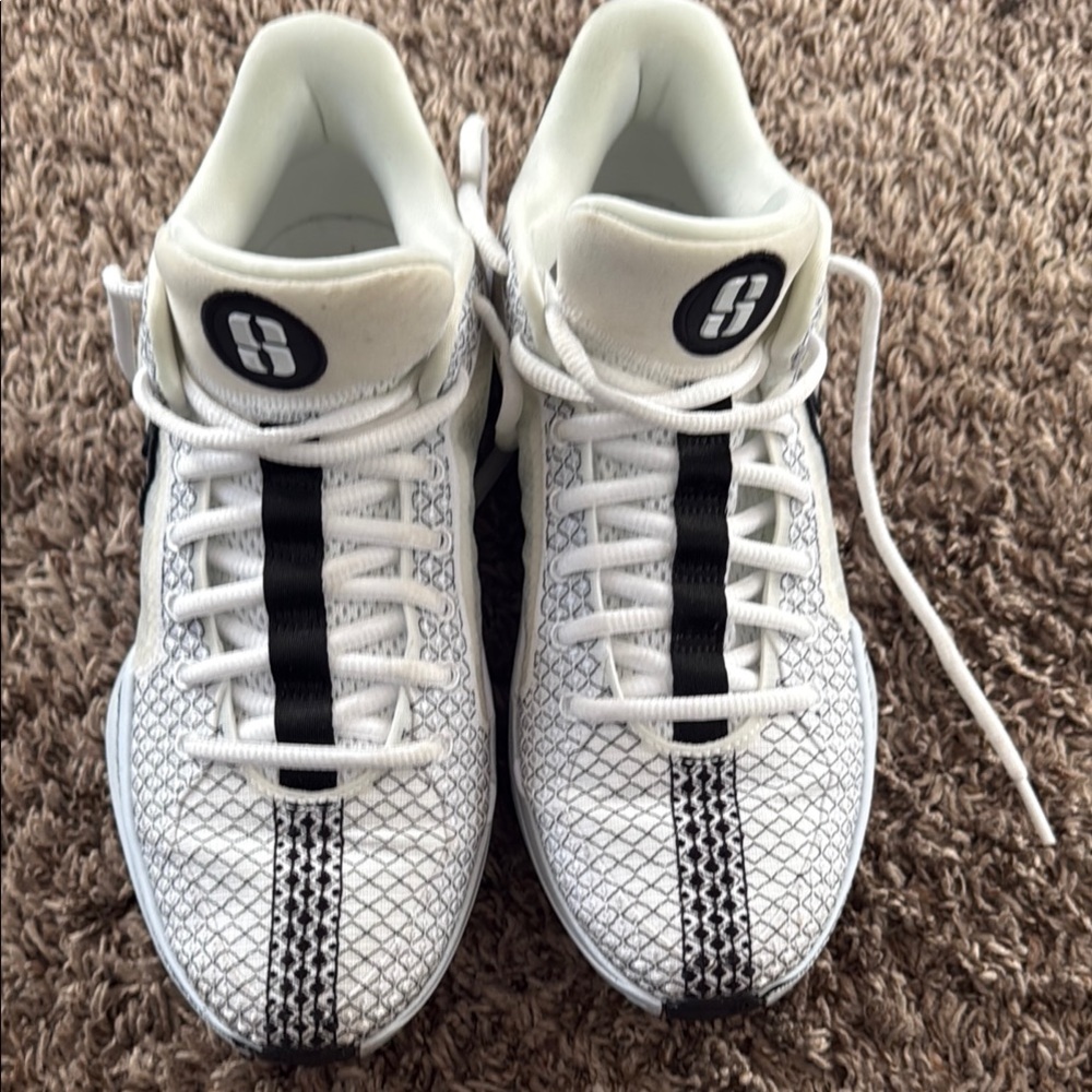 Nike White and Black Sneakers with Mesh Pattern Only Wore Once on the Volleyball
